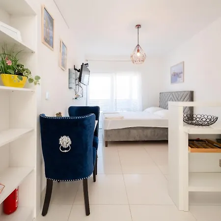 Apartament Mabela *
